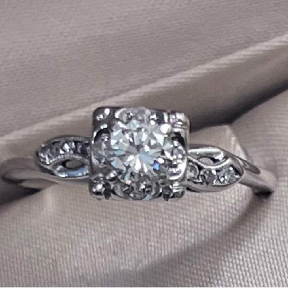 🩶 SOLD! 🩶 Retro Mid Century 14K Gold Diamond Ring - Antique Art Deco
